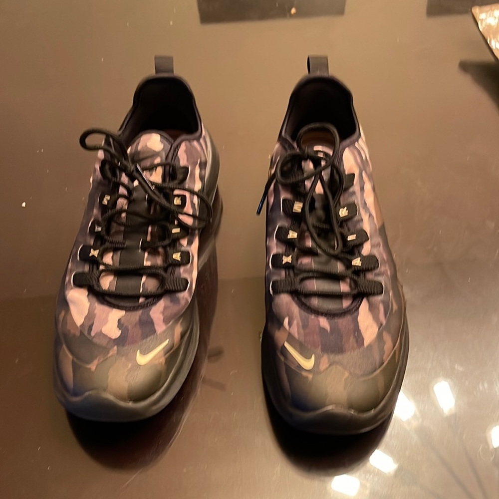 Mens Nike Air Max Axis